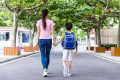 朋友圈曬娃也有七年之癢？聽聽心理專家怎么說！縮略圖