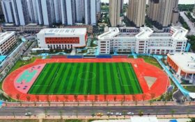 我市已建成中小學(xué)幼兒園266所、凈增學(xué)位72412個(gè)縮略圖