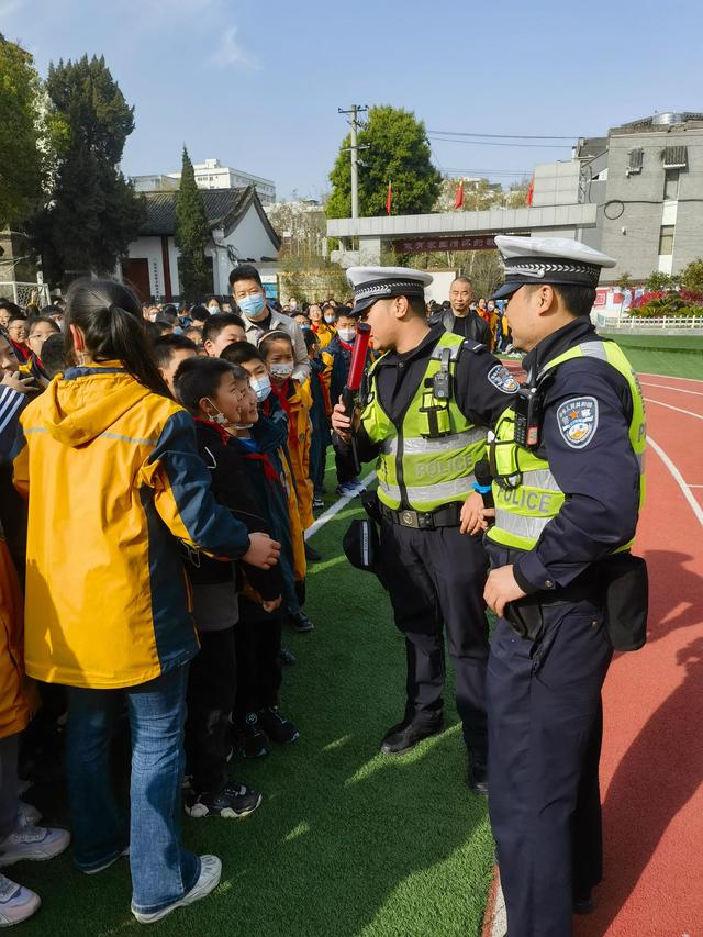 【全國中小學(xué)生安全教育日】漢中交警一大隊開講啦！插圖5