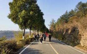 1月5日，漢中氣象發(fā)布大霧黃色預(yù)警信號縮略圖